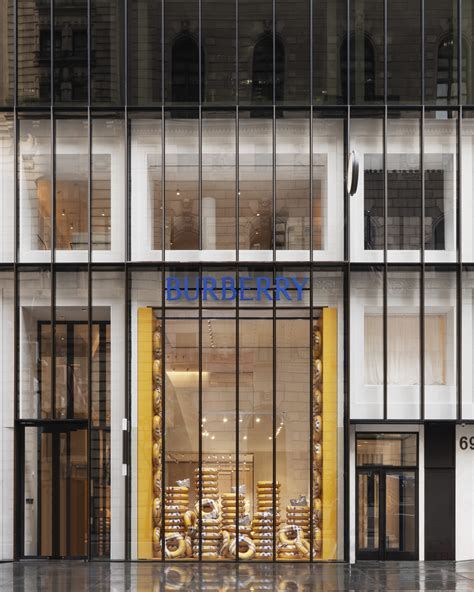 burberry 5th ave|burberry 5th street store.